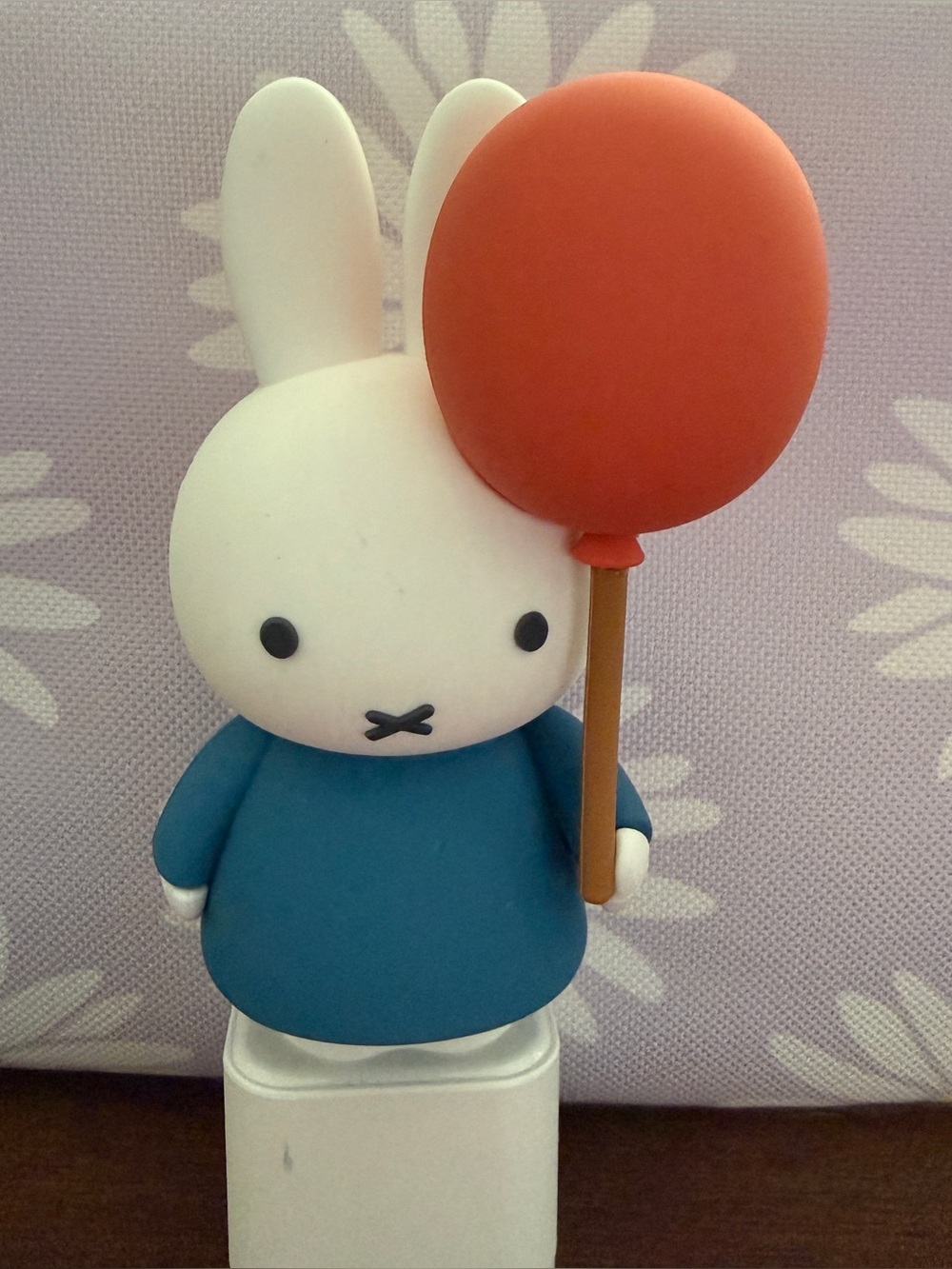 White Bunny Figurine with Blue Outfit and Red Balloon - Kids Action Figure